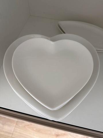 Karaca Harten Borden Set - Romantisch Diner! beschikbaar voor biedingen
