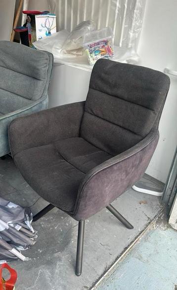 Draaibare eetkamerstoelen 2 stuks beschikbaar voor biedingen