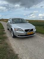 Volvo S40 1.8 2010 Grijs, Auto's, Voorwielaandrijving, 65 €/maand, 125 pk, 4 cilinders