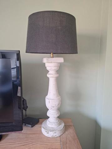 Brocante lamp landelijke lamp beschikbaar voor biedingen