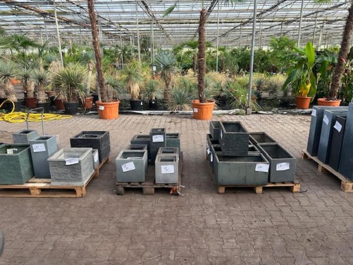 Sierpotten - Totale uitverkoop - alles moet weg!, Tuin en Terras, Bloempotten, Nieuw, Aardewerk, Binnen, Balkon, Tuin, 40 tot 70 cm