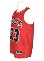 NIKE CHICAGO BULLS, 23 MICHAEL JORDAN NBA shirt, rood, Mt. M, Maat 48/50 (M), Zo goed als nieuw, Nike NBA Chicago Bulls, Verzenden