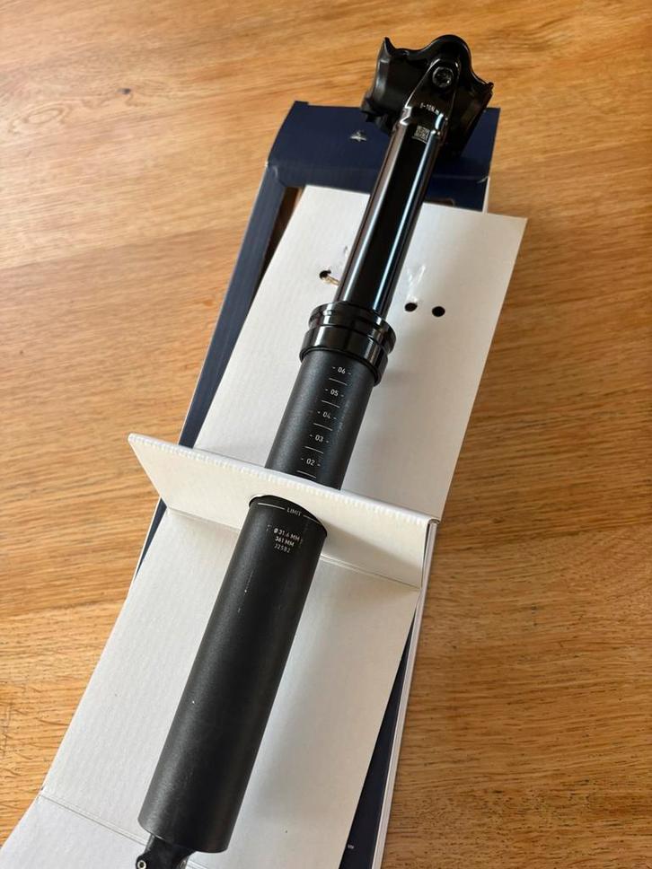 Zadel dropper (Dropper Post) 31,6 mm. merk Cube, Fietsen en Brommers, Fietsonderdelen, Nieuw, Mountainbike, Zadel, Ophalen of Verzenden