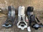 Vespa sprint/primavera beenschild treeplank voorspatbord etc, Motoren, Tuning en Styling, Ophalen of Verzenden