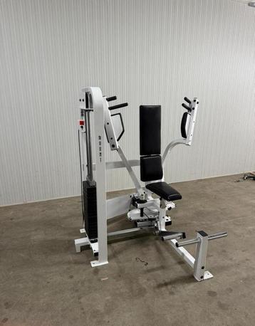Paramount Chest fly / Butterfly / Fly machine / White beschikbaar voor biedingen