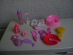 16del poppenverzorgingsset potje 3spenen tandpasta flesjes, Kinderen en Baby's, Speelgoed | Poppen, Ophalen of Verzenden, Zo goed als nieuw
