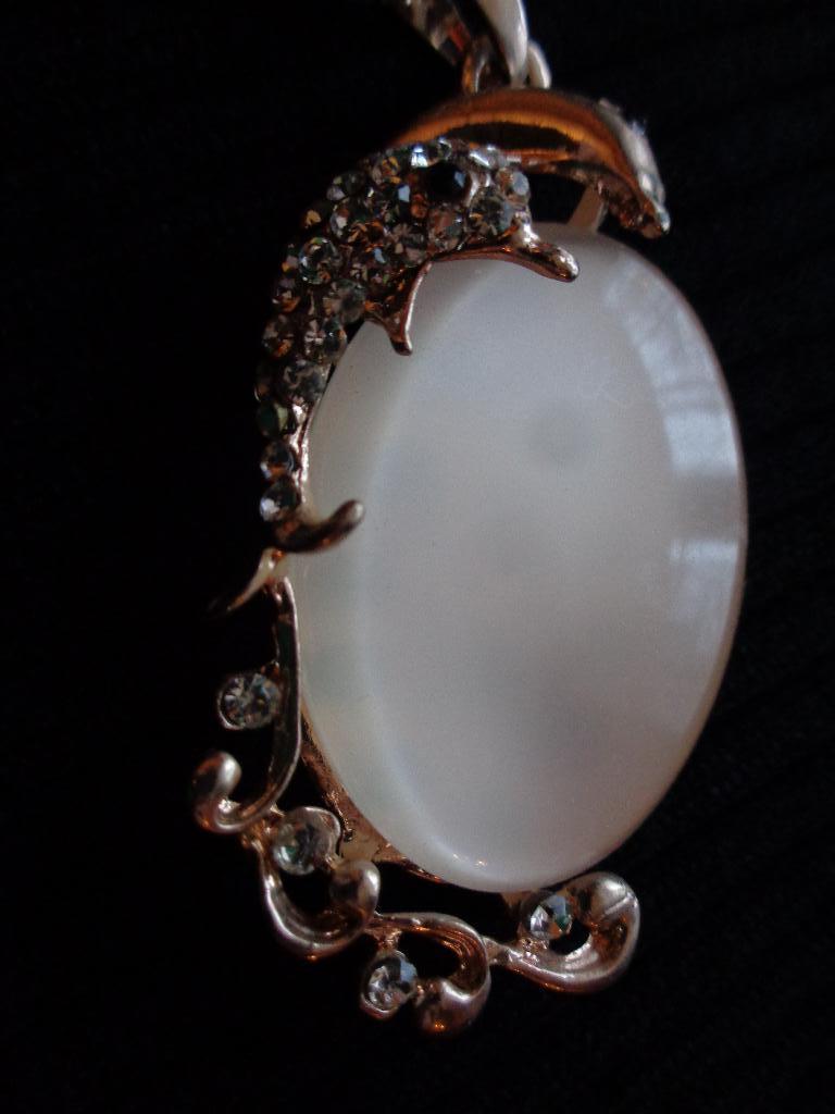 goudkl ketting met dubbellen dolfijnen met strass, Overige materialen, Met strass, Nieuw, Ophalen of Verzenden