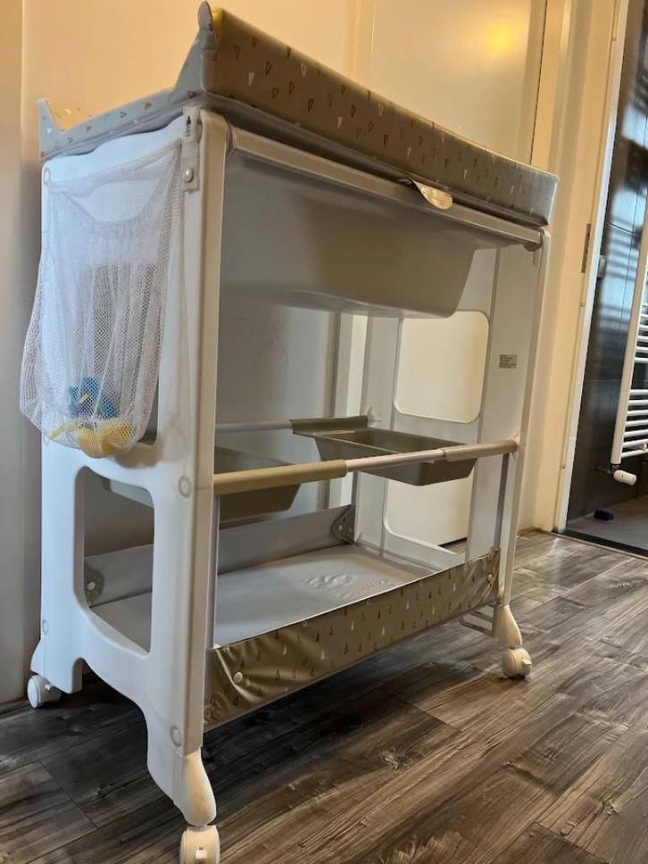 Badje en commode 2 in 1, Kinderen en Baby's, Badjes en Verzorging, Gebruikt, Badje, Overige merken, Ophalen