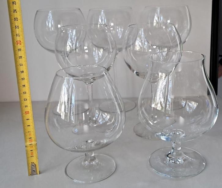 Glazen op voet, Verzamelen, Glas en Borrelglaasjes, Zo goed als nieuw, Overige typen, Ophalen of Verzenden