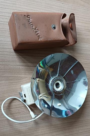 Vintage Duo Lux flitsparaplu voor fotocamera beschikbaar voor biedingen
