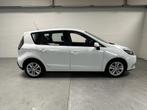 Renault Scénic 1.2 TCe Limited AIRCO /CRUISE /TREKHAAK /LMV, Voorwielaandrijving, Stof, Gebruikt, 1295 kg