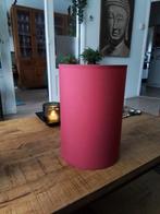 2 'bloed'rood lampenkappen H 30/ D 20cm, Huis en Inrichting, Lampen | Lampenkappen, Rond, Ophalen of Verzenden, Zo goed als nieuw