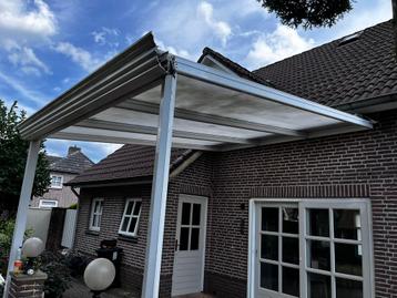 Overkapping 3.00x4.30m beschikbaar voor biedingen