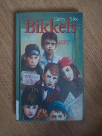 Boek bikkels Carry Slee beschikbaar voor biedingen