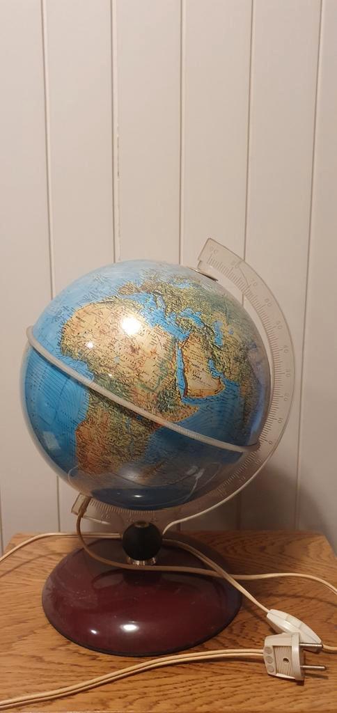Vintage Globe - Eerste Nederlandsche Globe Industrie, Antiek en Kunst, Antiek | Woonaccessoires, Ophalen of Verzenden