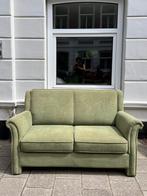 Licht groen twee zitsbank, perfect voor studentenkamer, Huis en Inrichting, Banken | Bankstellen, Ophalen, Hout, Gebruikt, 150 tot 200 cm