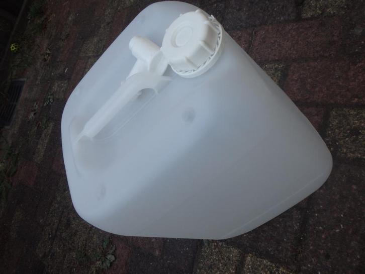 Splinternieuwe Jerrycans 20 Liter met Kraantje, Caravans en Kamperen, Kampeeraccessoires, Nieuw, Ophalen of Verzenden