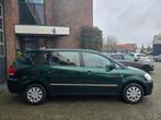 Toyota Avensis Verso 2.0i Linea Luna 7p Automaat |7persoons, Auto's, Toyota, 1998 cc, Gebruikt, 4 cilinders, 150 pk