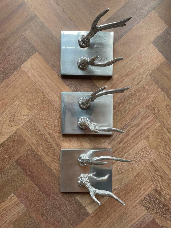3x Pols Potten Wandkapstok Hertengewei Aluminium, Huis en Inrichting, Woonaccessoires | Kapstokken, Zo goed als nieuw, Wandkapstok