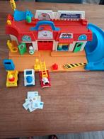 Fisher Price Mai nstreet,3 auto's en 5 poppetjes, Kinderen en Baby's, Speelgoed | Fisher-Price, Ophalen of Verzenden, Zo goed als nieuw