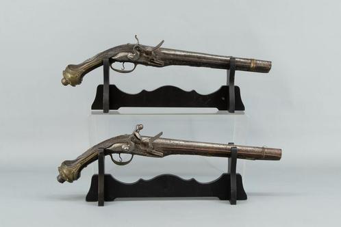 Ottomaanse vuursteen pistolen onklaar gemaakt, Verzamelen, Militaria | Algemeen, Landmacht, Azië, Ophalen of Verzenden