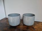 Set van 2 grijze plantenpotjes, Tuin en Terras, Rond, Binnen, Ophalen of Verzenden, Zo goed als nieuw
