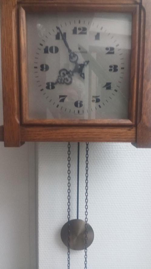 Duitse houten Junghans klok met 2 zware gewichten, Huis en Inrichting, Woonaccessoires | Klokken, Zo goed als nieuw, Wandklok
