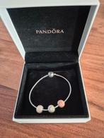Pandora armband met 3 bedels zilver 17 cm, Ophalen, Pandora, Zo goed als nieuw, 4 bedels of meer