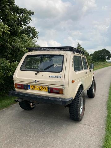 Lada 1988 Wit beschikbaar voor biedingen