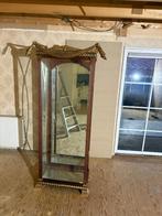 Te koop, glas/messing vitrine kast, Antiek en Kunst, Ophalen of Verzenden
