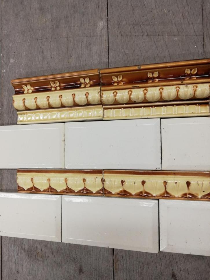 36 stuks, prachtige jugendstil bewerkte bovenranden, Antiek en Kunst, Antiek | Wandborden en Tegels, Ophalen