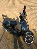 Vespa sprint 2019, Fietsen en Brommers, Scooters | Vespa, Ophalen, Maximaal 45 km/u, Vespa S, Zo goed als nieuw