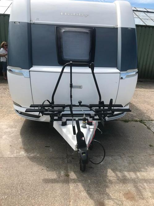 Hobby Prestige 495 - 2019 incl. Mover en Luifel, Caravans en Kamperen, Caravans, Particulier, tot en met 4, 1250 - 1500 kg, Rondzit