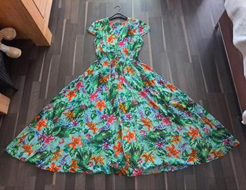 Last Queen, maxi jurk bloemen, M/L beschikbaar voor biedingen