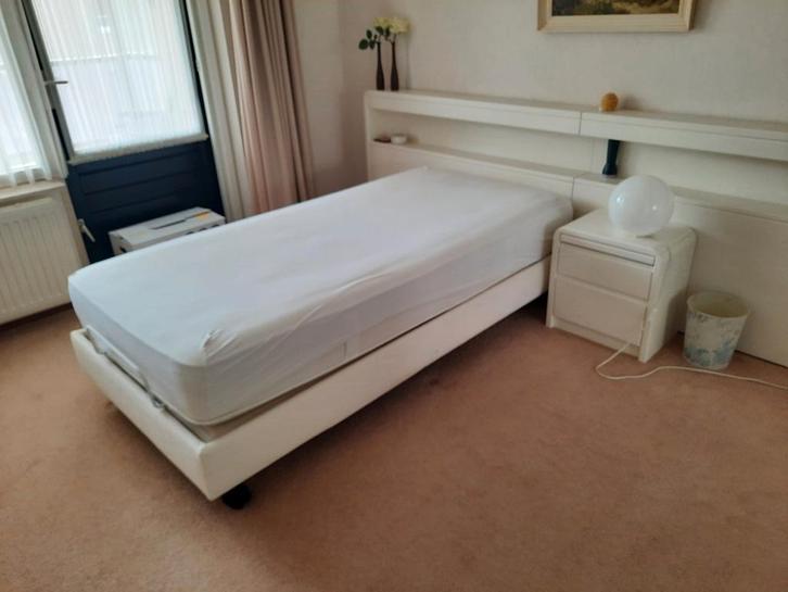 Schramm boxspring 100x200 met electrisch verstelbare bodem, Huis en Inrichting, Slaapkamer | Boxsprings, Gebruikt, 100 cm, 200 cm