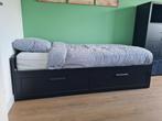 Brimnes bed, Huis en Inrichting, Slaapkamer | Bedden, Ophalen, Verstelbaar, Eenpersoons, Zwart