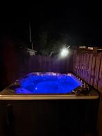 Jacuzzi whirlpool xl balboa, Tuin en Terras, Bubbelbaden en Hottubs, Ophalen of Verzenden, Zo goed als nieuw, Filter, Vast