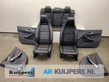 Bekleding Set (compleet) van een Mercedes CLA beschikbaar voor biedingen