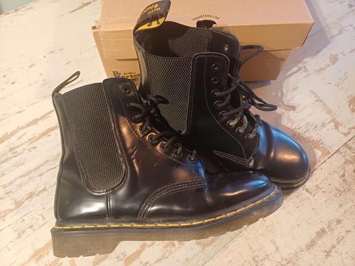 Dr. Martens Airwair Boots - Maat 42, Kleding | Dames, Schoenen, Gedragen, Zwart, Ophalen of Verzenden