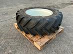 Michelin multibib 440/65R28 incl. 8 gaats NH velg, Zakelijke goederen, Agrarisch | Onderdelen | Banden, Velgen en Assen, Ophalen