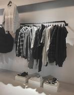 2x Zwart stalen kledingrek / hangrek van 120 cm breed, Ophalen of Verzenden, Gebruikt