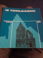 De Toneelacademie Maastrichts Silhouet, Ophalen of Verzenden, Gelezen