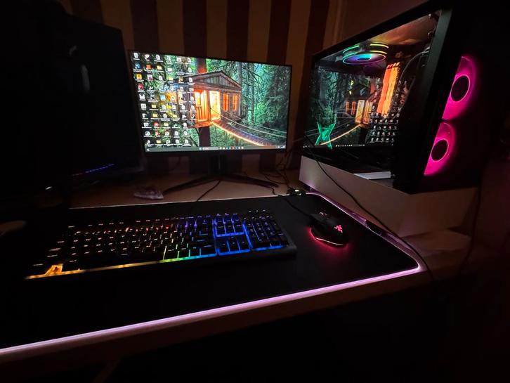 GAME PC SETUP | GTX 1080 TI WATERCOOLED | AMD 3700X | 32 RAM, Computers en Software, Desktop Pc's, Zo goed als nieuw, Gaming, Ophalen