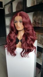 Luxe Lace Pruik: Bordeaux rood - Krul - 65cm, Ophalen of Verzenden, Nieuw, Pruik of Haarverlenging