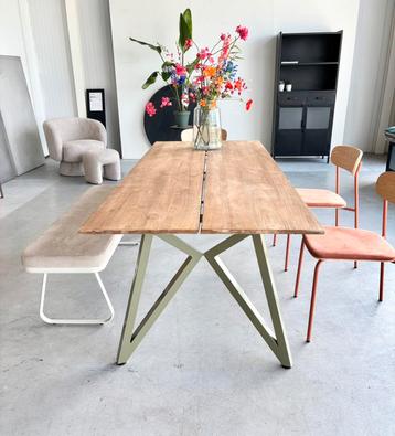 Eetkamertafel - Eettafel teak - Luxe design tafel - SALE ! beschikbaar voor biedingen