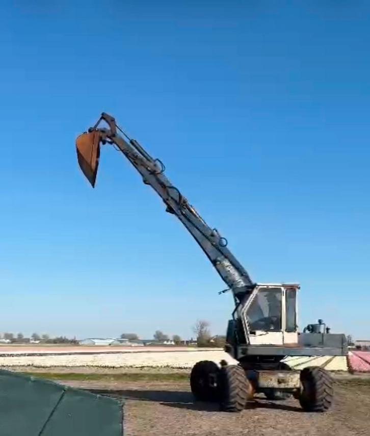 Graafmachine bandenkraan cw10, Doe-het-zelf en Verbouw, Gereedschap | Machine-onderdelen en Toebehoren, Gebruikt, Ophalen