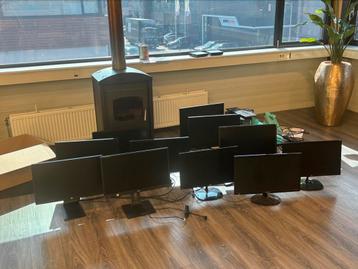 Computer beeldschermen beschikbaar voor biedingen