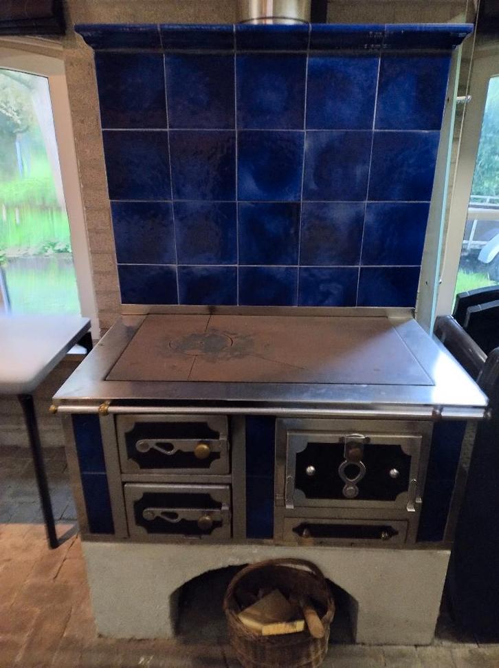 Oostenrijkse Tegelkachel Pallen, Huis en Inrichting, Kachels, Gebruikt, Vrijstaand, Houtkachel, Hout, Ophalen