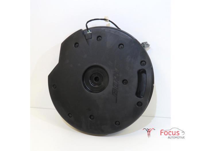 Subwoofer van een Renault Scenic, Auto-onderdelen, Elektronica en Kabels, Renault, Gebruikt, 6 maanden garantie, 12 maanden garantie