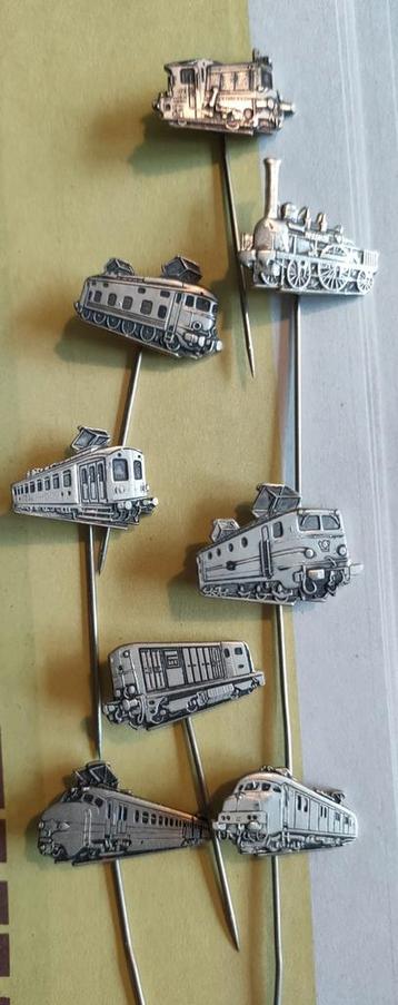 8 NS Trein Speldjes - Verzamelaarsobjecten beschikbaar voor biedingen